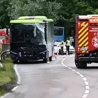 Mehr als 100 Rettungskräfte waren nach dem Unfall im Landkreis Dachau im Einsatz. - Foto: Sven Hoppe/dpa