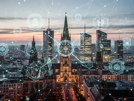 A glowing digital neural network subtly overlaid on a blurred image of the Frankfurt financial district at dusk, symbolizing digital growth. - Foto: über boerse-global.de