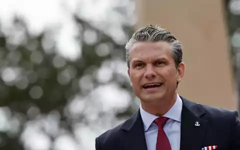 US-Verteidigungsminister Pete Hegseth erhöht den Druck auf Kuba verbal weiter. (Archivbild) - Foto: Jeremias Gonzalez/AP/dpa