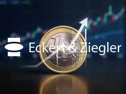 Erleuchtetes Finanzviertel bei Nacht - Foto: über boerse-global.de