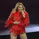 Helene Fischer startete ihre «360°»-Tour nach langer Bühnenpause in Dresden. - Bild: Robert Michael/dpa