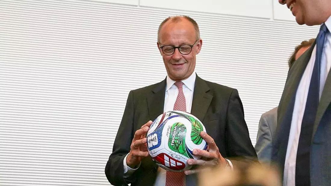 Bundesregierung begrüßt deutsche WM-Bewerbung