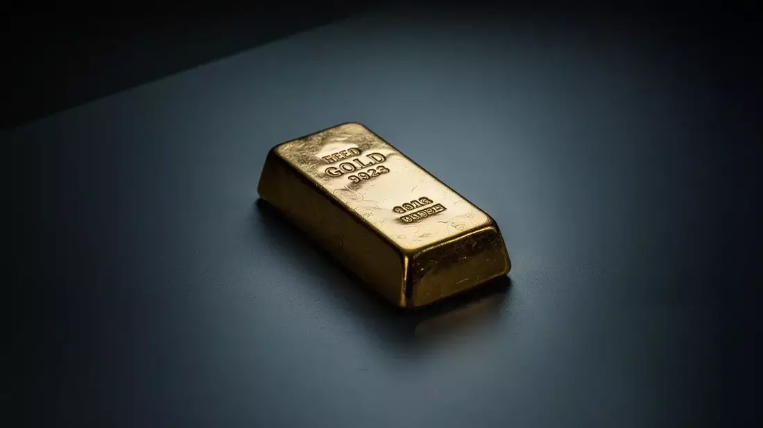Gold Plunges 9% on Inflation Fears as Oil Prices Redefine Safe-Haven Playbook