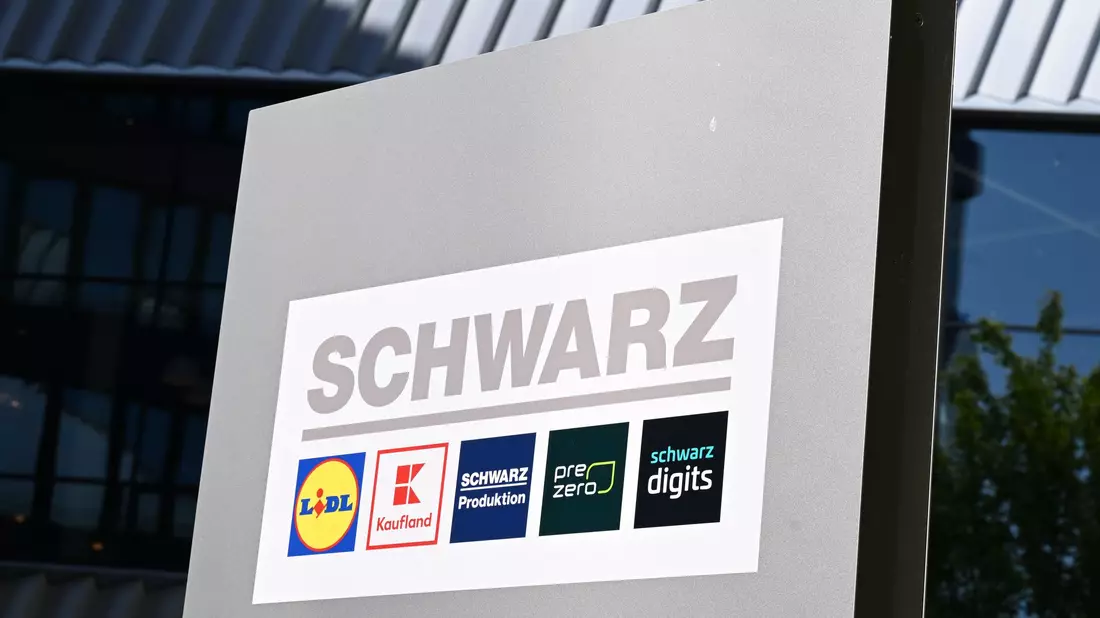 Die Schwarz-Gruppe ist erneut gewachsen. (Archivbild) - Bild: Bernd Weißbrod/dpa