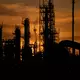 Der Iran-Krieg hat die Preise für Öl und Gas nach oben getrieben. (Archivbild) - Bild: Marijan Murat/dpa
