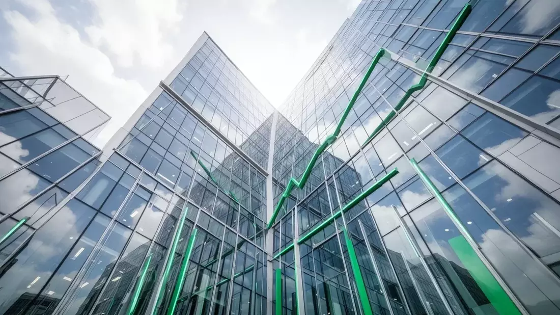 POET Technologies Stock: Lawsuits, PFIC Risk, and $400M Capital Raise