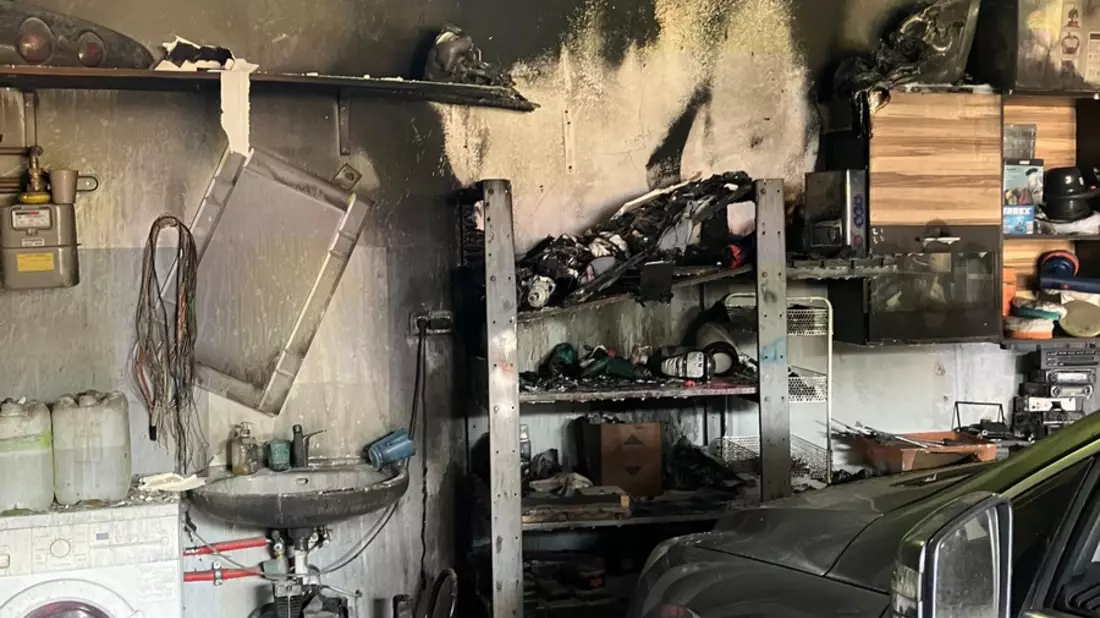 FW-WAF: Feuer in KFZ Werkstatt - Bild: presseportal.de