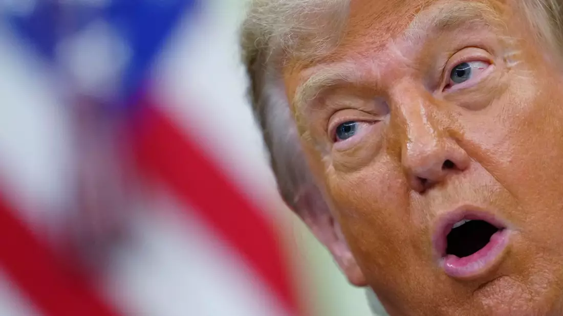 Trump sagt zuvor angekündigte schwere Angriffe auf den Iran ab. (Archivbild) - Bild: Julia Demaree Nikhinson/AP/dpa