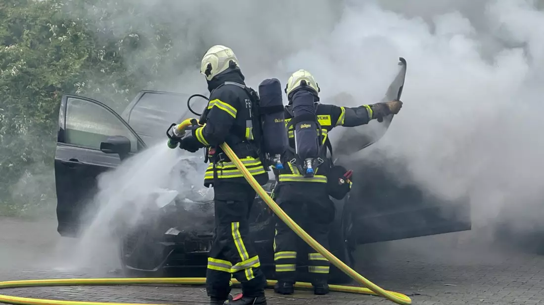 FW-MK: PKW Brand an der Mendener Straße - Bild: presseportal.de