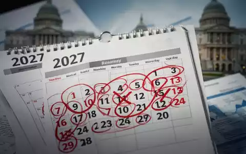 Ein Kalenderblatt mit den Jahren 2027 und 2028, das Kürzungen und Reformen symbolisiert, mit unscharfem Hintergrund. - Foto: über boerse-global.de