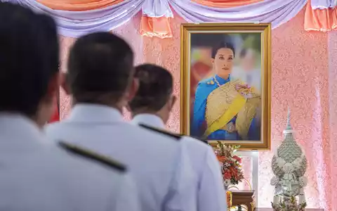 Prinzessin Bha liegt seit dreieinhalb Jahren im Koma. In Thailand ist sie sehr beliebt. (Archivbild) - Foto: Peerapon Boonyakiat/SOPA Images via ZUMA Press Wire/dpa
