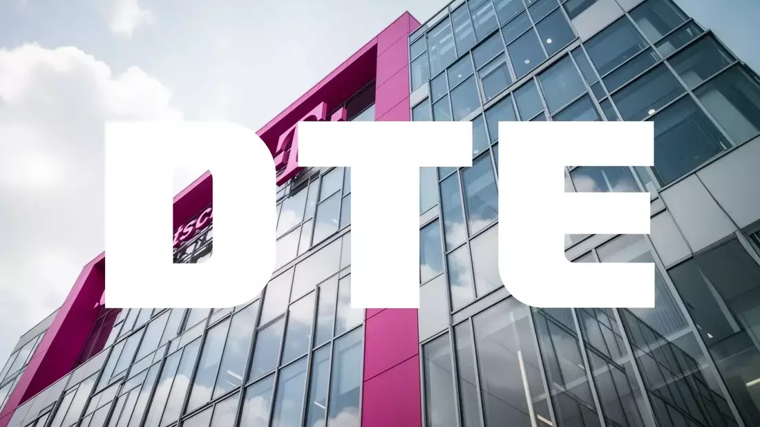 Deutsche Telekom Stock Drops 2.5% on ECB Rate Hike Despite Palo Alto Cybersecurity Deal