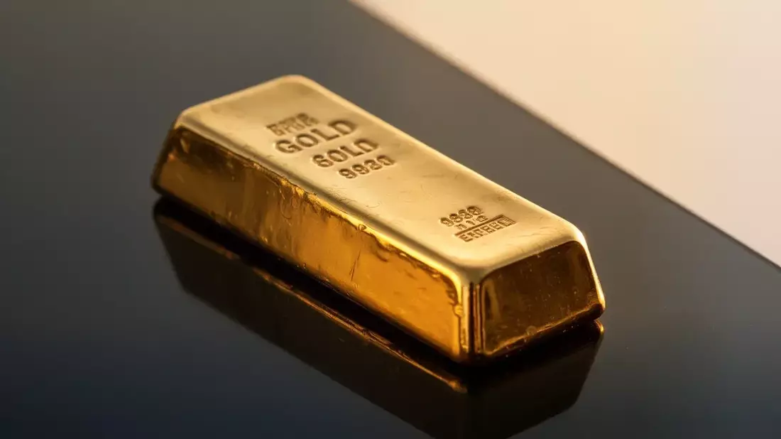Gold Prices Reel as Iran Deal Hopes Collide with Hawkish Fed