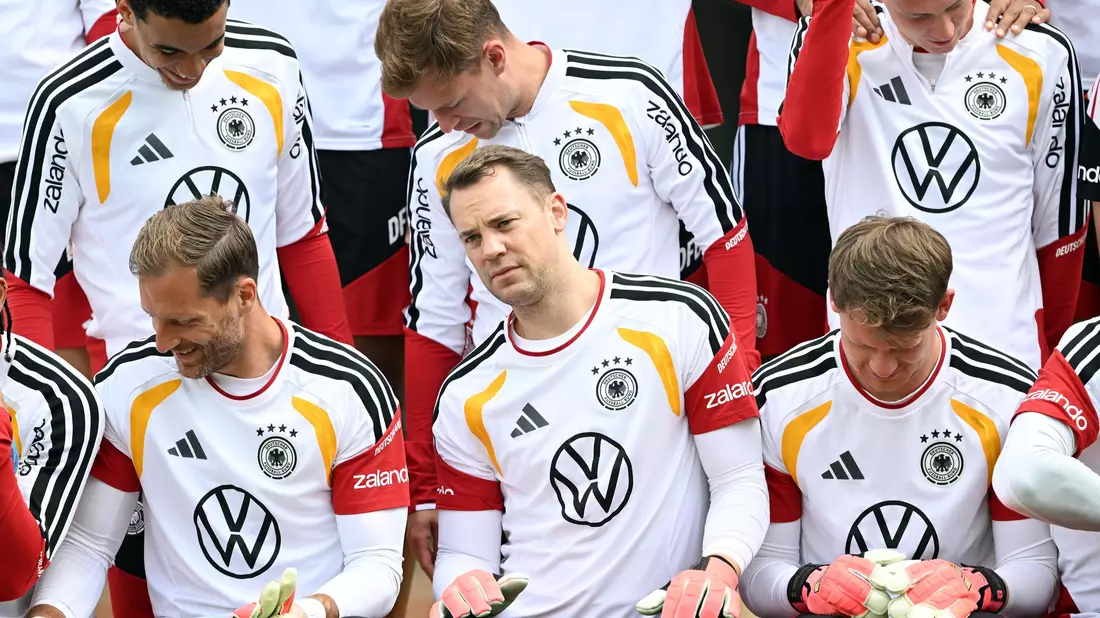 Manuel Neuer ist zurück im Kreis der Nationalmannschaft.  - Bild: Federico Gambarini/dpa