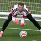 Zwei Jahre ohne Länderspiel, aber mit der Aura des Weltmeisters: Manuel Neuer. - Bild: Federico Gambarini/dpa