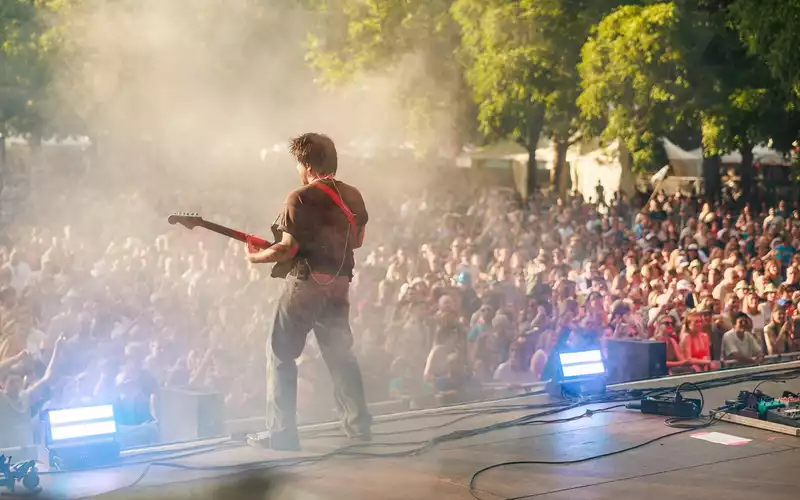 Festivalsommer 2026: Von Blasmusik bis Strandfeeling - diese Festivals locken mit attraktiven Ticketangeboten - Foto: presseportal.de