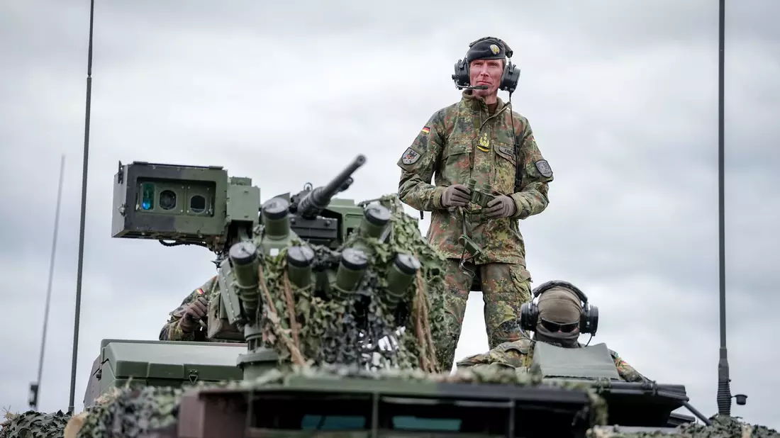 Generalleutnant Christian Freuding in Litauen - Bild: Kay Nietfeld/dpa