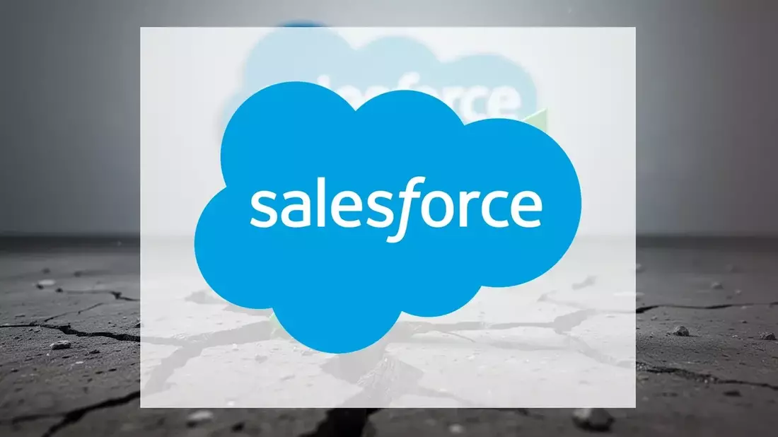 Salesforce AI Growth vs. Stock Slide: FIFA Deal, CVS Expansion, Q1 Earnings