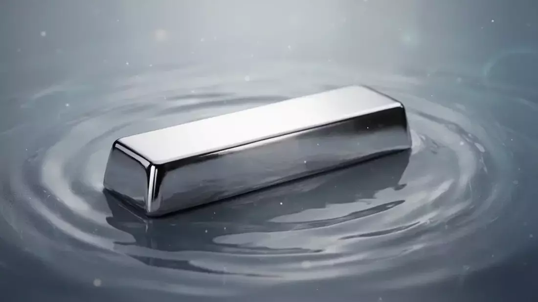 Silver Price Wavers at $67.56 as Fed, ECB Actions and Geopolitics Collide