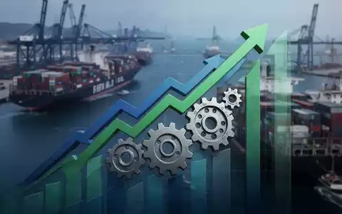 Grafische Darstellung von Finanzwachstum und Restrukturierung mit Pfeilen und Zahnrädern vor einem modernen Hafen mit Containerschiffen. - Foto: über boerse-global.de