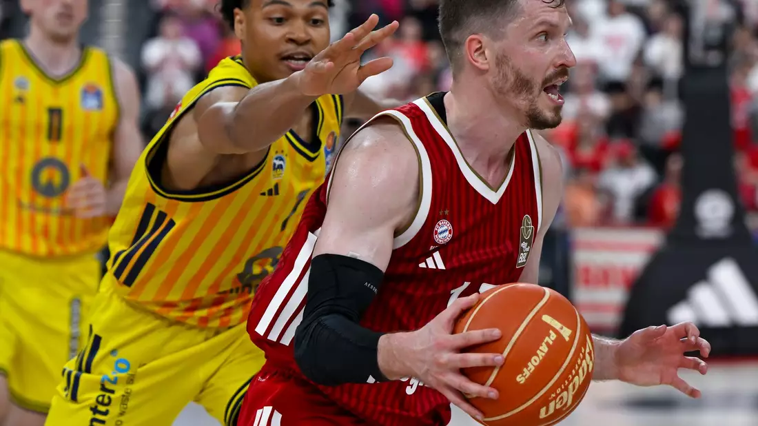 War der Topscorer in Finalspiel Nummer eins: Bayern-Star Andreas Obst (rechts). - Bild: Sven Hoppe/dpa