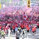 Kanadas Fans auf dem Weg zum Stadion. - Bild: Jon Blacker/Canadian Press via ZUMA Press/dpa