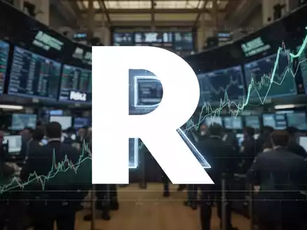 Ein stilisiertes, leuchtendes digitales 'R'-Symbol von Roku vor dem unscharfen Hintergrund einer geschäftigen Börse. - Foto: über boerse-global.de