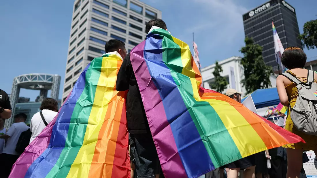 Beim Seoul Queer Culture Festival feiern mehr als 10.000 Teilnehmer gesellschaftliche Vielfalt.  - Bild: -/YNA/dpa