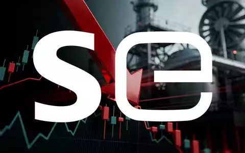 Ein roter Abwärtspfeil durchbohrt einen stilisierten Aktienchart vor einem unscharfen Industriebereich, der einen starken Rückgang darstellt. - Foto: über boerse-global.de