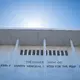 So sah die Aufschrift auf der Fassade der Kultureinrichtung nach der Umbenennung in Trump Kennedy Center aus. (Archivbild) - Bild: Cliff Owen/AP/dpa