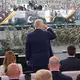 An seinem 79. Geburtstag verfolgte Trump eine Militärparade in Washington. (Archivbild) - Bild: Doug Mills/Pool The New York Times/AP/dpa