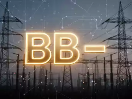 Ein stilisiertes, leuchtendes BBB- Rating-Symbol vor einem abstrakten Hintergrund, der Energieversorgungsnetze darstellt. - Foto: über boerse-global.de