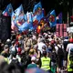 Eine Koalition aus rund 60 Gruppen hat zum Protest gegen die G7 aufgerufen. - Bild: Martial Trezzini/KEYSTONE/dpa