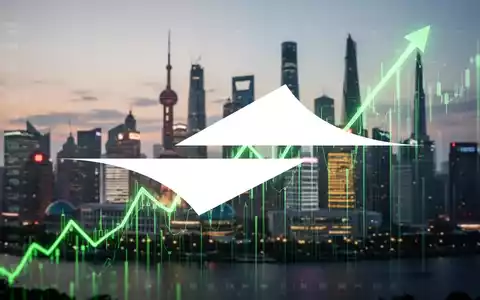 Ein stilisierter, grüner Aufwärtstrend-Aktienchart vor der beleuchteten Skyline von Shanghai bei Dämmerung. - Foto: über boerse-global.de