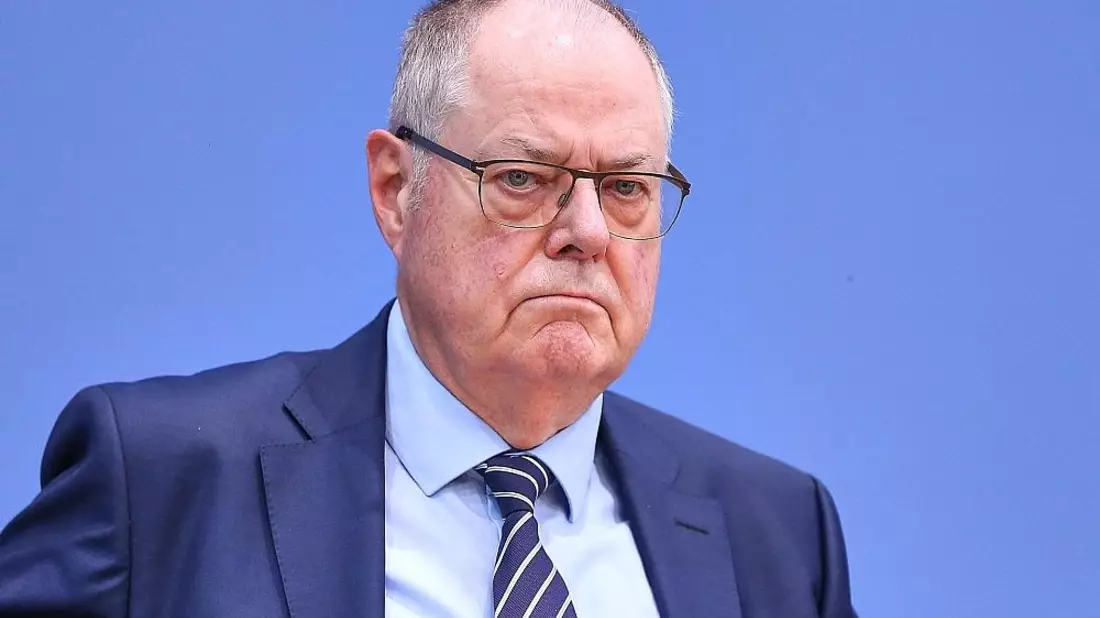 Steinbrück fordert Schuldenschnitt für Kommunen