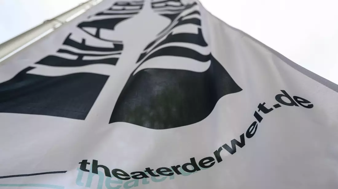 Vom 18. Juni bis 5. Juli ist Chemnitz Gastgeber des Festivals «Theater der Welt». Dazu werden mehr als 30 Produktionen verschiedener Genre gezeigt.  - Bild: Hendrik Schmidt/dpa