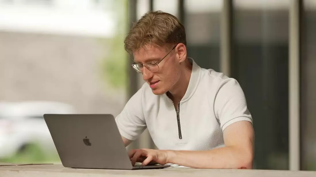 Vom Einzelbuch zur Buchserie: Cedric Mattig von der NiCe Publishing Consulting GmbH verrät, wie Self-Publisher langfristige Einnahmen aufbauen - Bild: presseportal.de