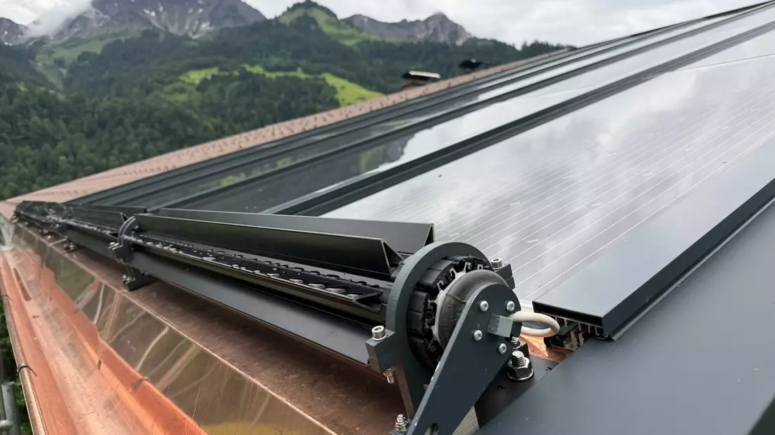 twistor präsentiert auf der Intersolar Europe seine patentierte Technologie für sichere und schneefreie Photovoltaik-Dächer, für mehr Ertrag und mehr Sicherheit - Bild: presseportal.de