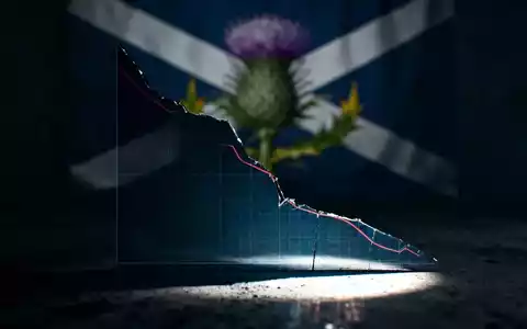 Abstürzender digitaler Kursgraph mit angedeutetem schottischen Distel-Motiv im Hintergrund, symbolisiert finanzielle Turbulenzen. - Foto: über boerse-global.de