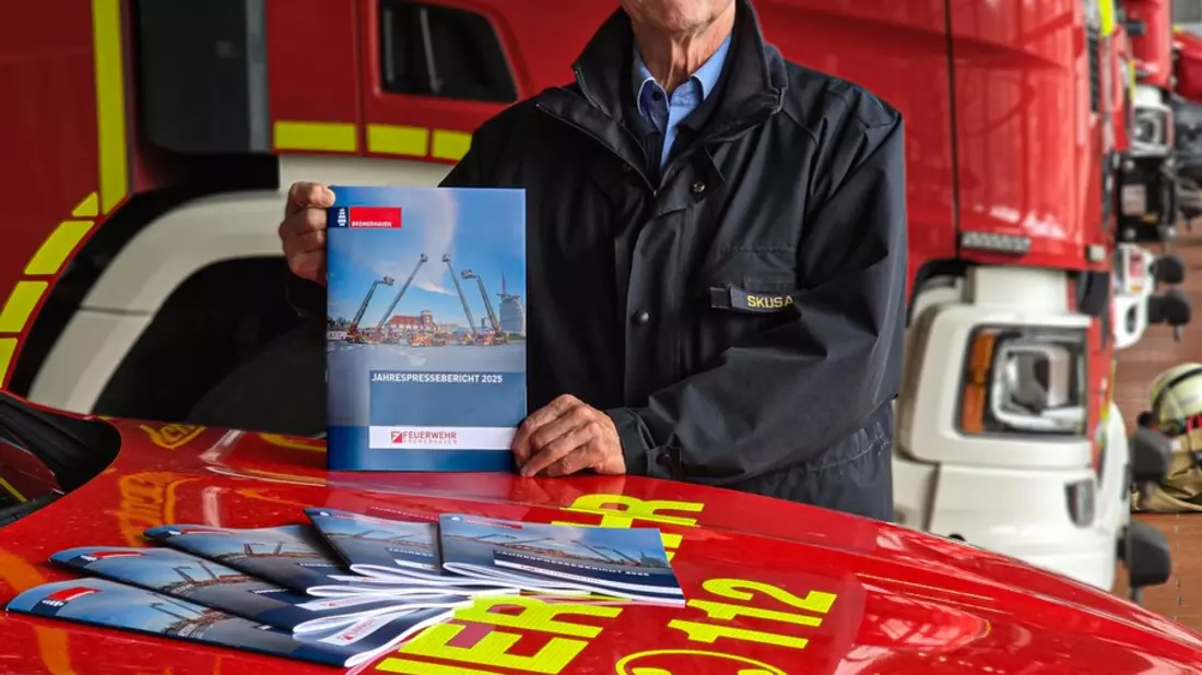 FW Bremerhaven: Feuerwehr Bremerhaven veröffentlich den Jahrespressebericht 2025 - Bild: presseportal.de