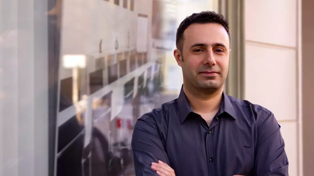 Mehmet Bayram von der Formilo GmbH: Digitale Formulare für mehr Effizienz für Bau & Handwerk - Bild: presseportal.de