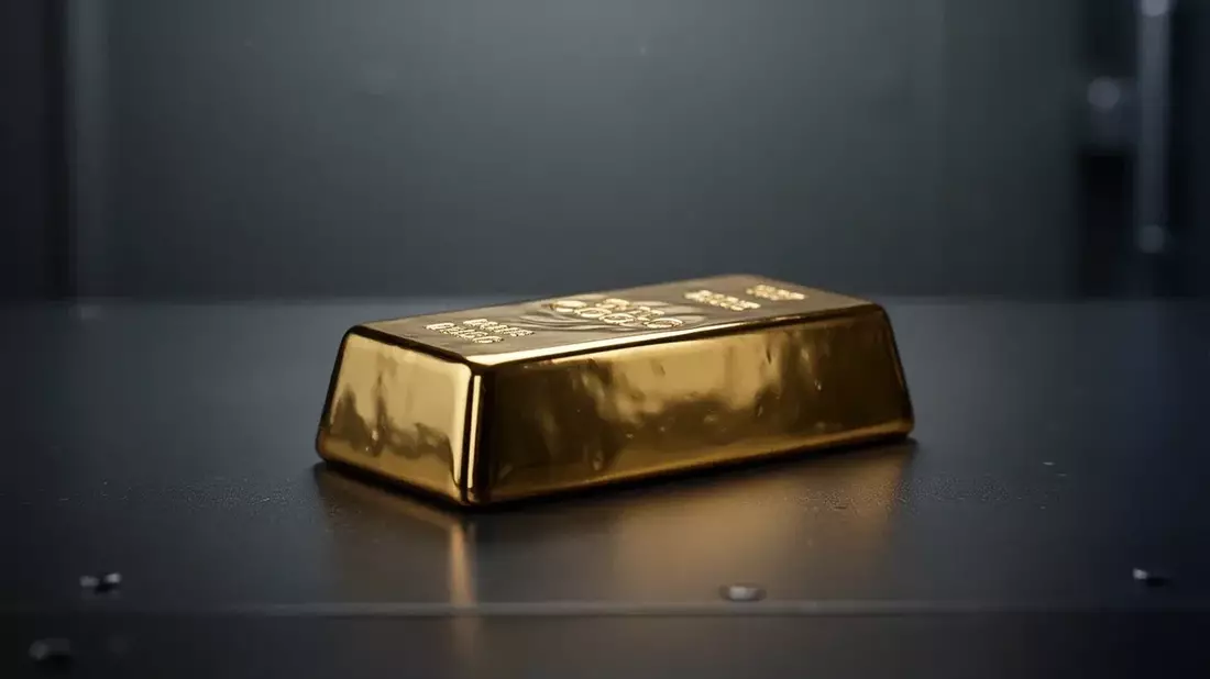 Gold Holds Near $4,359 Ahead of First Fed Meeting Under Chairman Warsh
