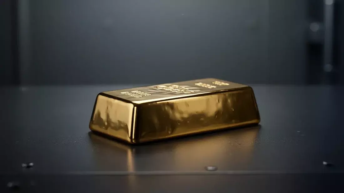 Oro sube 2% por tregua EE.UU.-Irán; clave reunión Fed y dot plot