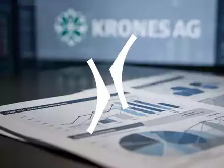 Laptop mit Aktiencharts auf modernem Schreibtisch - Foto: über boerse-global.de