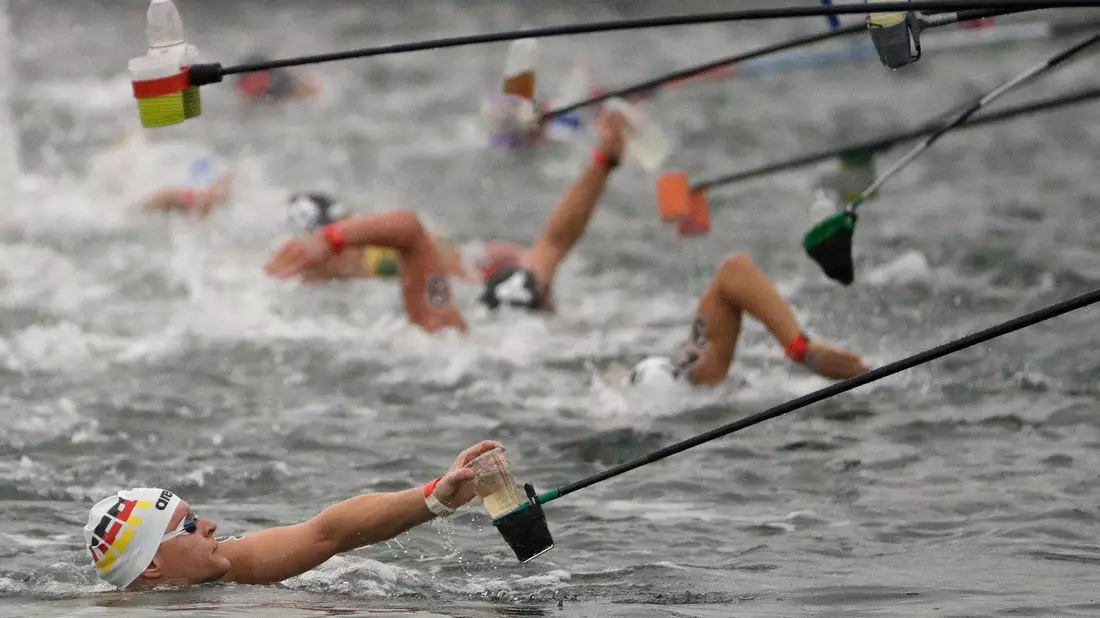 Andreas Waschburger hat in New York zwei Schwimm-Rekorde geknackt. (Archivbild) - Bild: Mark Schiefelbein/AP/dpa