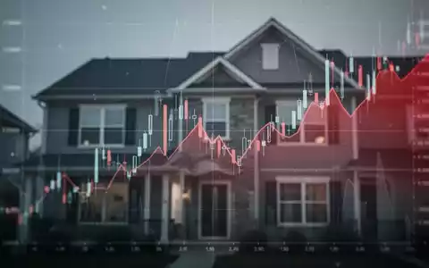 Abstrakte Darstellung eines fallenden Aktienkurses mit einem stilisierten Diagramm, das sich über verschwommene Gebäude des Hypothekenmarktes legt. - Foto: über boerse-global.de