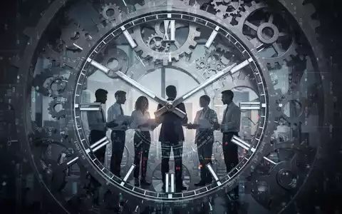 Eine moderne, abstrakte Uhr mit Zahnrädern und digitalen Elementen, die Flexibilität und Regulierung der Arbeitszeit symbolisiert. - Foto: über boerse-global.de