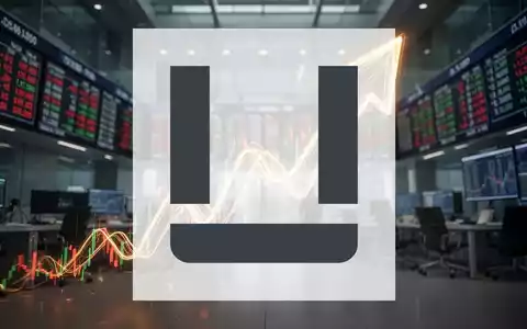 Ein dynamischer, nach oben zeigender Pfeil, der einen starken Kursanstieg symbolisiert, vor einem verschwommenen Finanzbildschirm. - Foto: über boerse-global.de