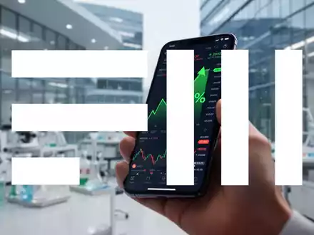 Eine Hand hält ein Smartphone mit einer Börsen-App, die einen deutlichen prozentualen Anstieg anzeigt, im Hintergrund ein Forschungslabor. - Foto: über boerse-global.de