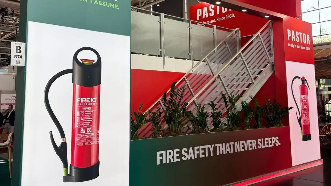 Weltpremiere auf der INTERSCHUTZ 2026: FIREIQ stellt den intelligenten Feuerlöscher vor - Bild: presseportal.de